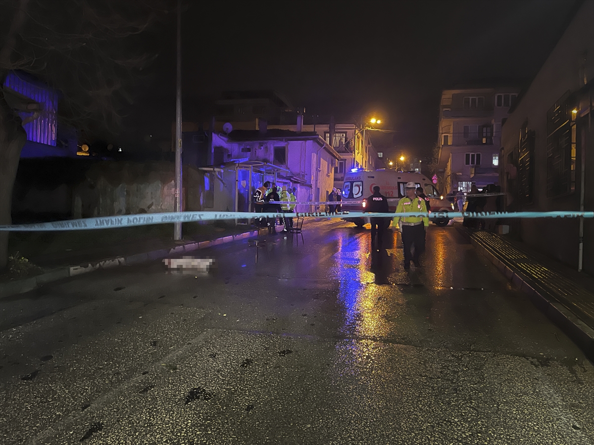 AA-20231129-33060329-33060328-BURSADA_ARACIN_CARPTIGI_COCUK_OLDU