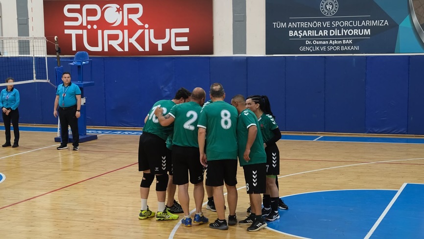 Kurumlararası Voleybol Turnuvası Kapsamında Bu Akşam, Kırklareli Belediyesi Olarak Gençlik Ve Spor İl Müdürlüğü Ile Karşı Karşıya Geldik. Sporun Birleştirici Gücünü Bir Kez Daha Hep Birlikte Yaşadık. Sahada (13)