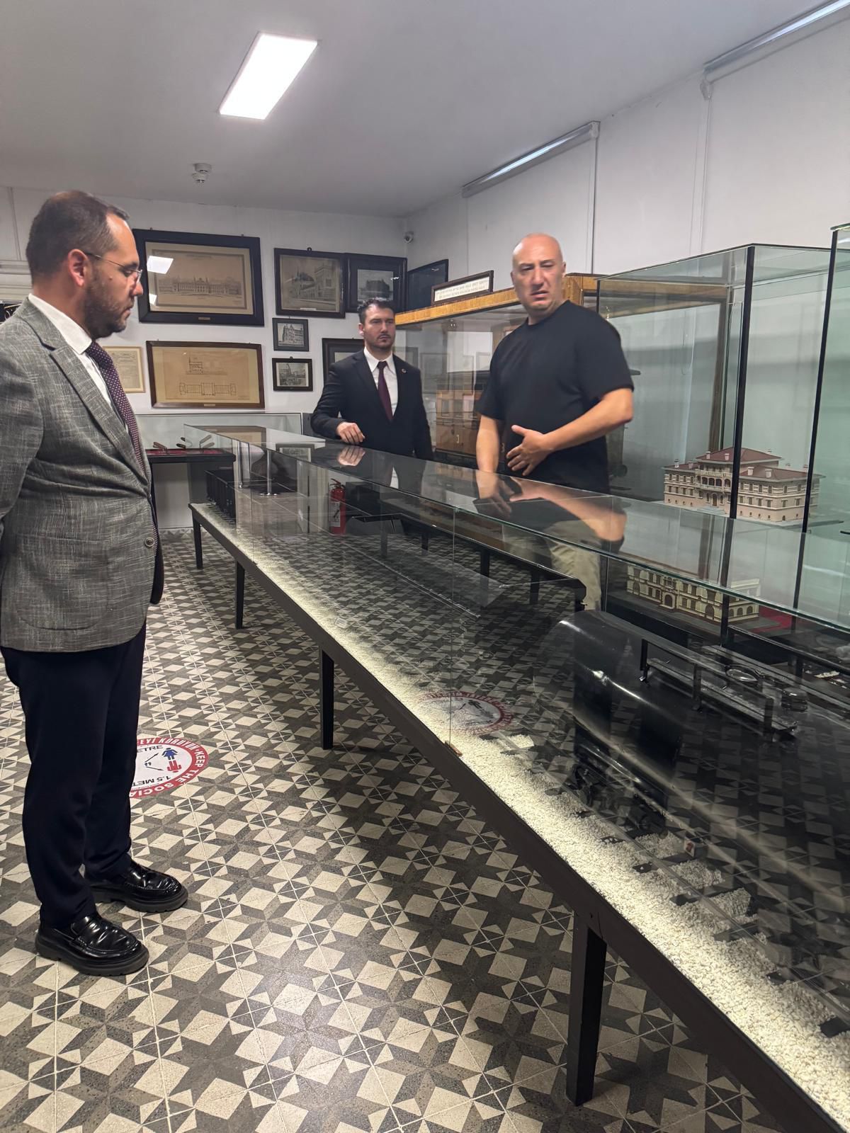 2B0567F4 3Ad7 4607 8De2 1194B9D04B8A