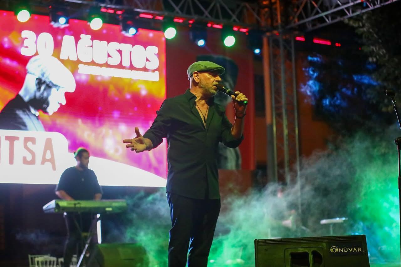 5C0D4987 68Ea 4184 B14F 05F90Ac99D10