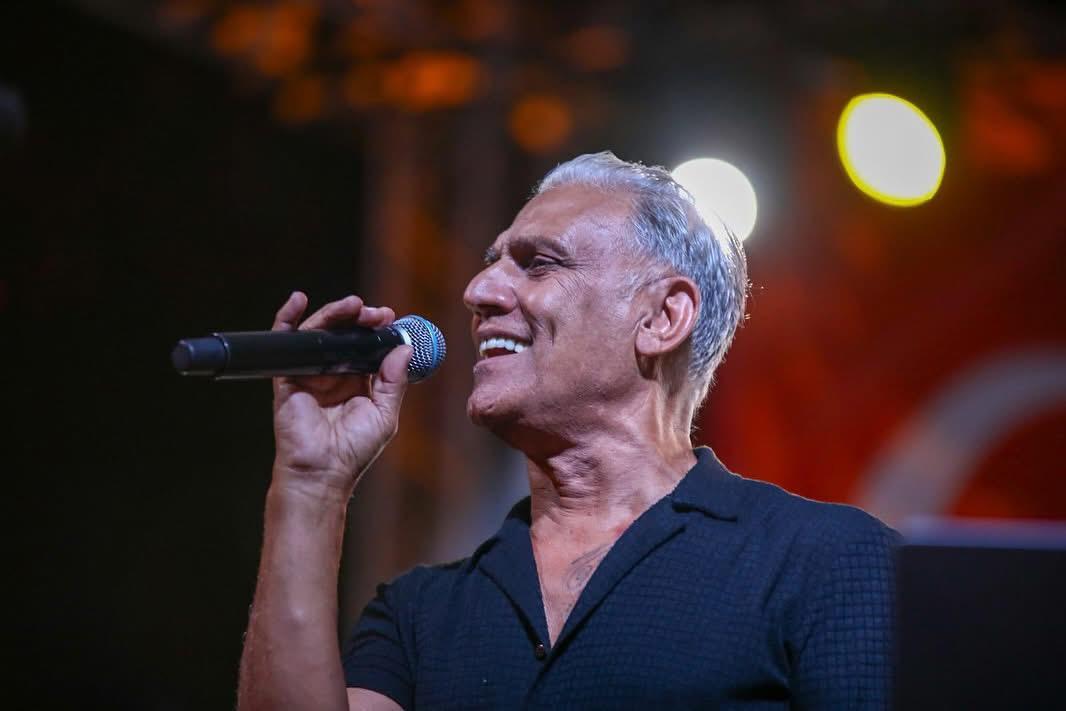 B768663F D588 44Ca A201 64Cbbdf2375A