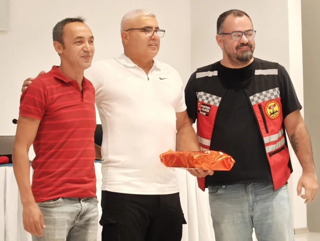 Bu Akşam, Akdf’nin Değerli Eğitmenlerinden Ve Aynı Zamanda Edak Ekibinin Deneyimli Eğitmeni Has (3)