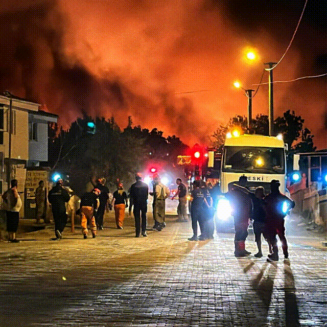 Lüdak’tan Yangın Bölgesine Destekedirne’nin Enez Ilçesi, Büyük Evren Köyünde Çıkan Yangına Dest (3)