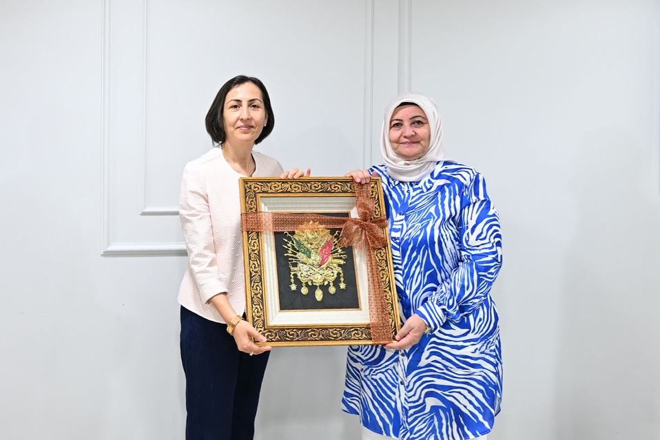 Valimiz Sayın Uğur Turan, Kıymetli Eşi Nihal Turan Hanımefendi Ile Birlikte, Ilimizde Görev Yapm (1)