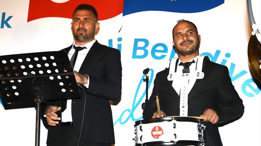 81D25B52 7985 4168 B6Bc 5Ca55A25Ce7C