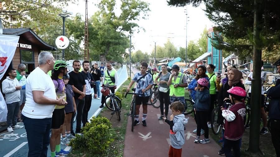 F90838C6 049D 4C7B 8F3C 4Afcad9Ae675