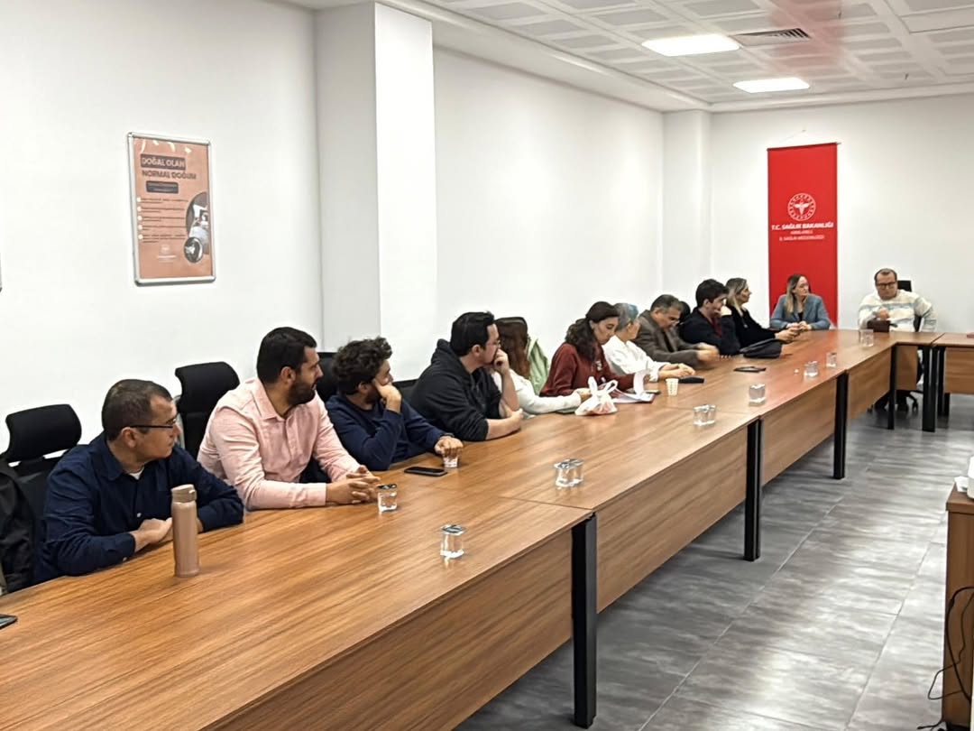 İl Sağlık Müdürlüğü Yerleşkesi Dr. Safiye Ali Eğitim Salonu’nda, Sigara Bırakma Polikliniklerind (1)