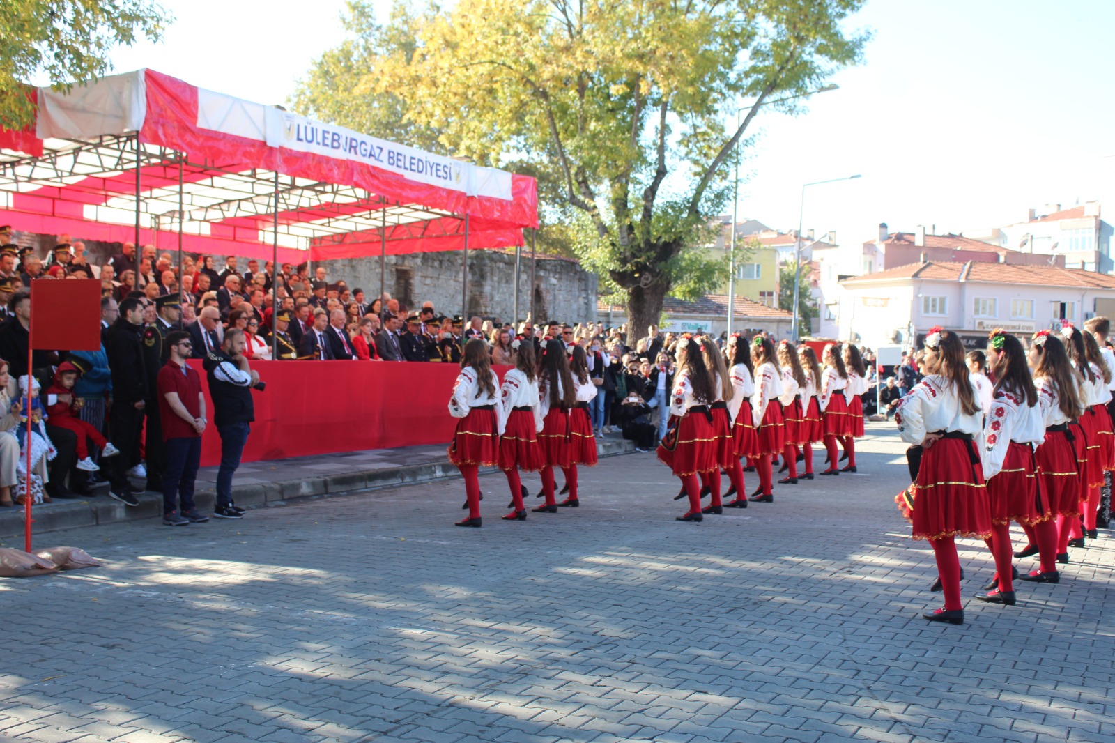 D9F17C65 Aa7E 4027 B5F7 8Aea87Ad53Cb