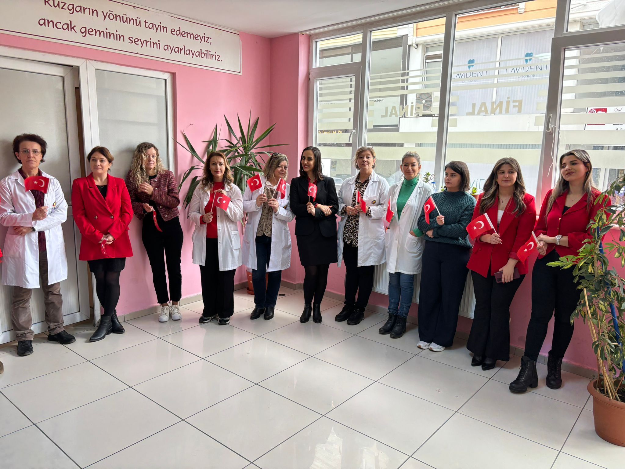 Ef3De1F9 4285 4039 9Aa7 82692F678Cdb