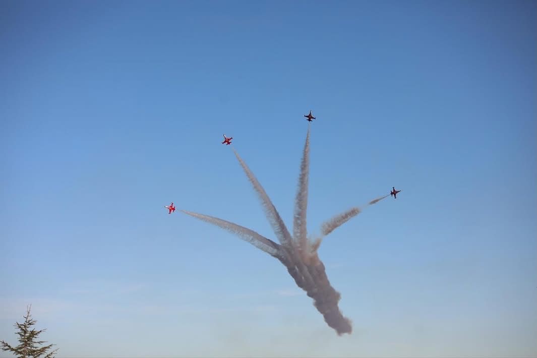 F27A51F0 25E3 4Ccc 9591 4B428919780C