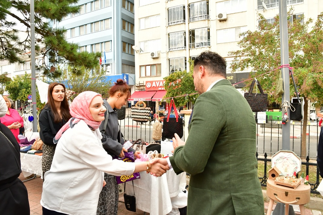 Kadın Emeği Ve Üretiminin En Güzel Örneklerinden Olan Üreten Kadınlarımızın, Atatürk Kültür Merk (3)
