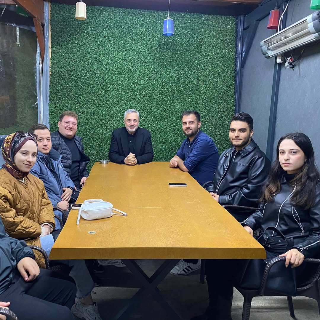 Kıymetli Milletvekilimiz Sn. Ahmet Gökhan Sarıçam Ile Yönetim Kurulumuz Olarak Bir Araya Gelerek (1)