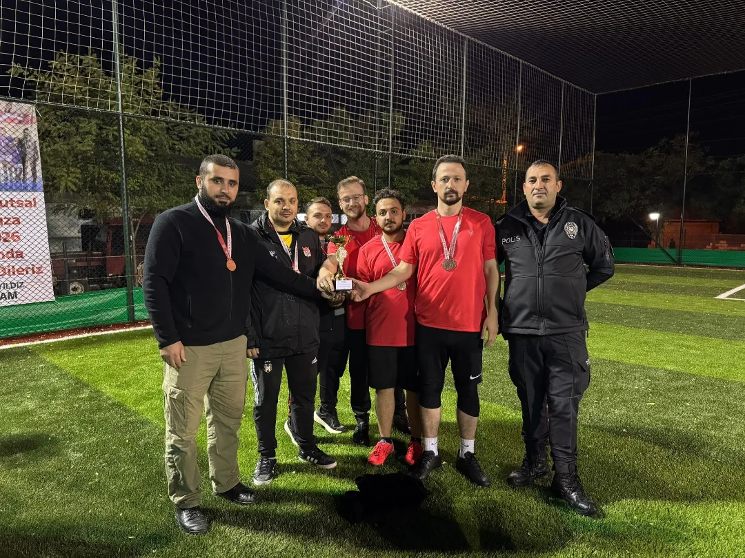 📍Pehlivanköy🇹🇷 Cumhuriyetimizin 102. Yılı Kurumlar Arası Halı Saha Futbol Turnuvası ⚽️29 Eki (2)