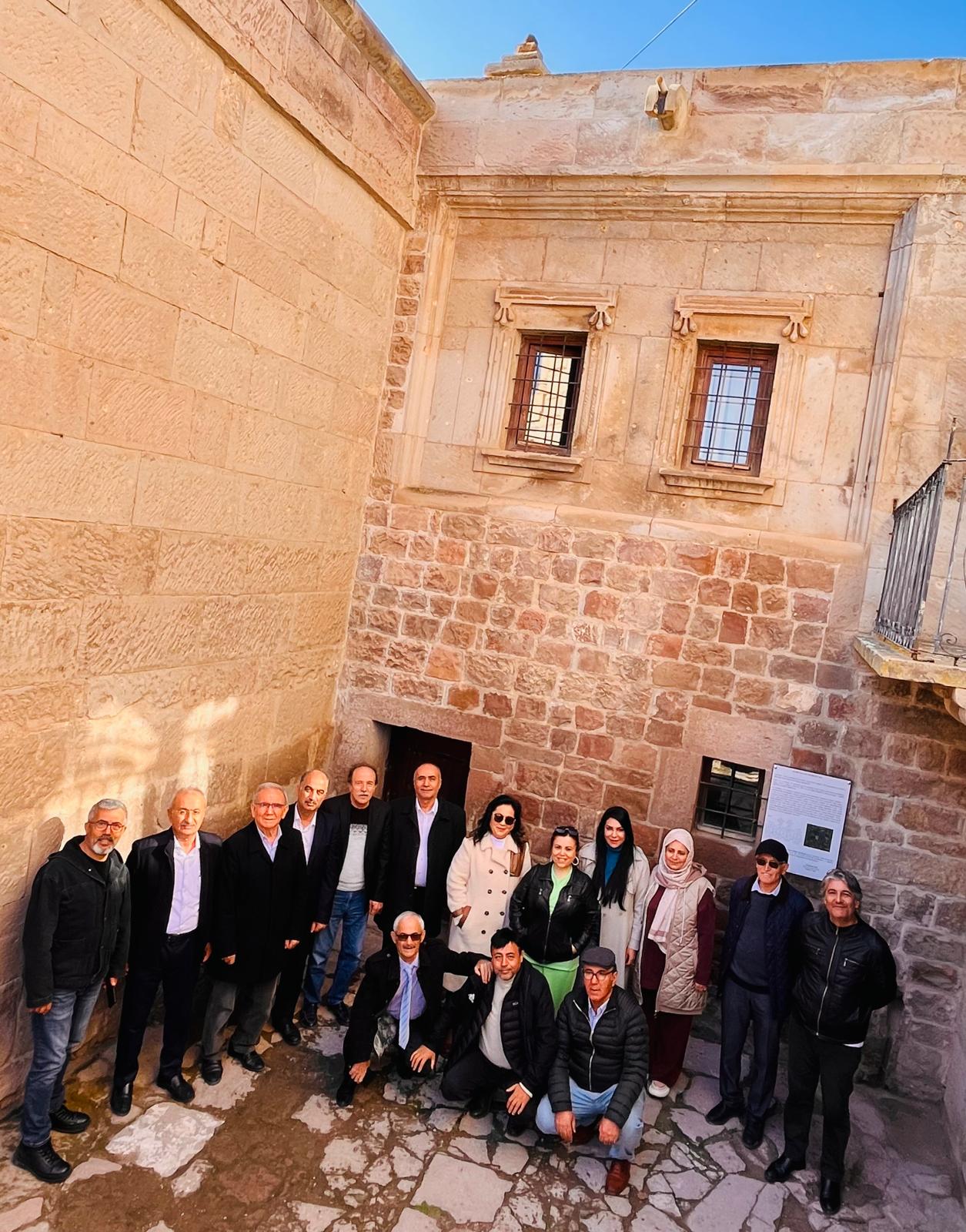 1Cd0Abc9 B9Fd 4B2E Aa77 285A3C0343A2