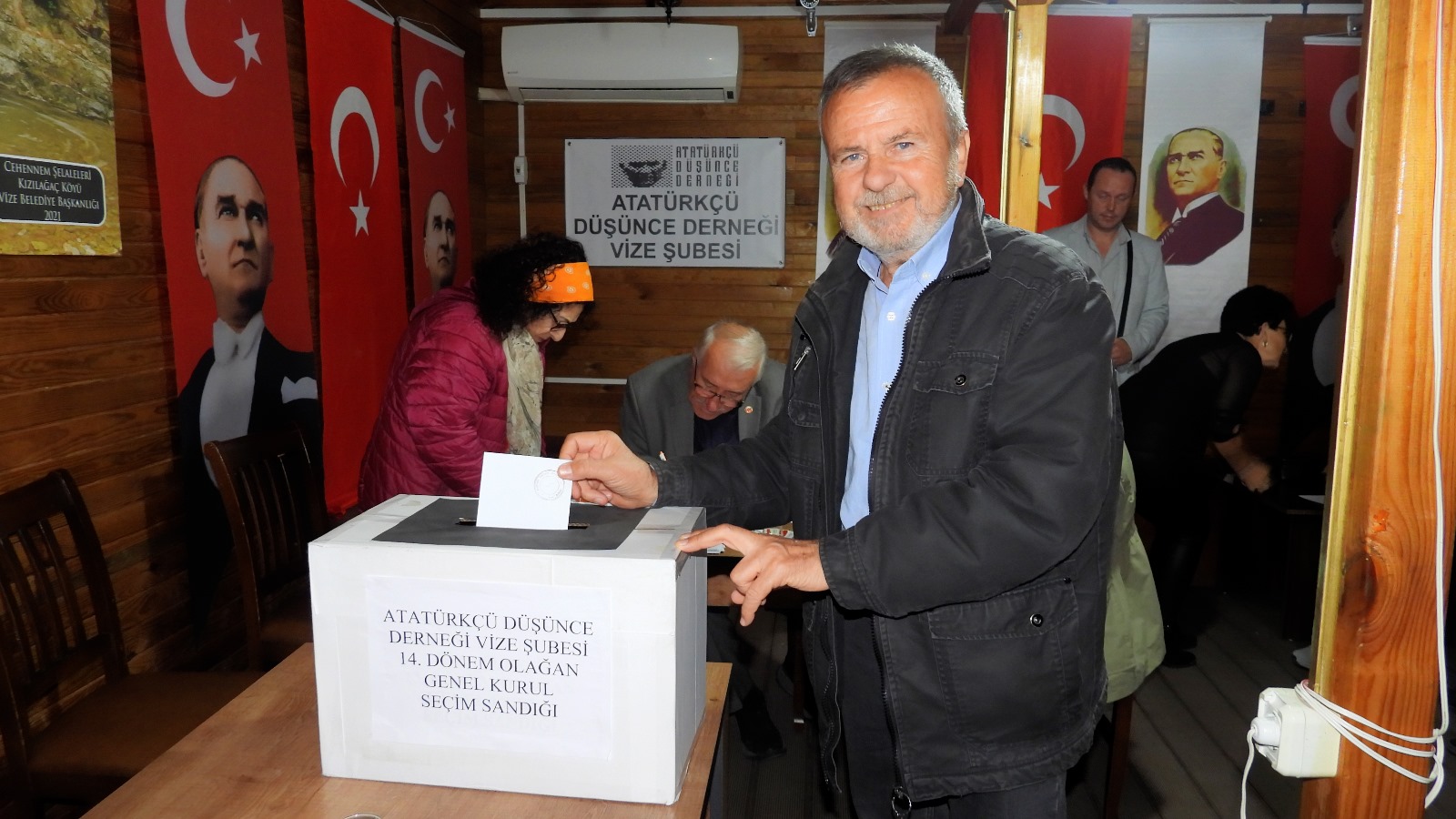 2C9035B9 B37D 4Fdf 816A Ae65Cb101D7F