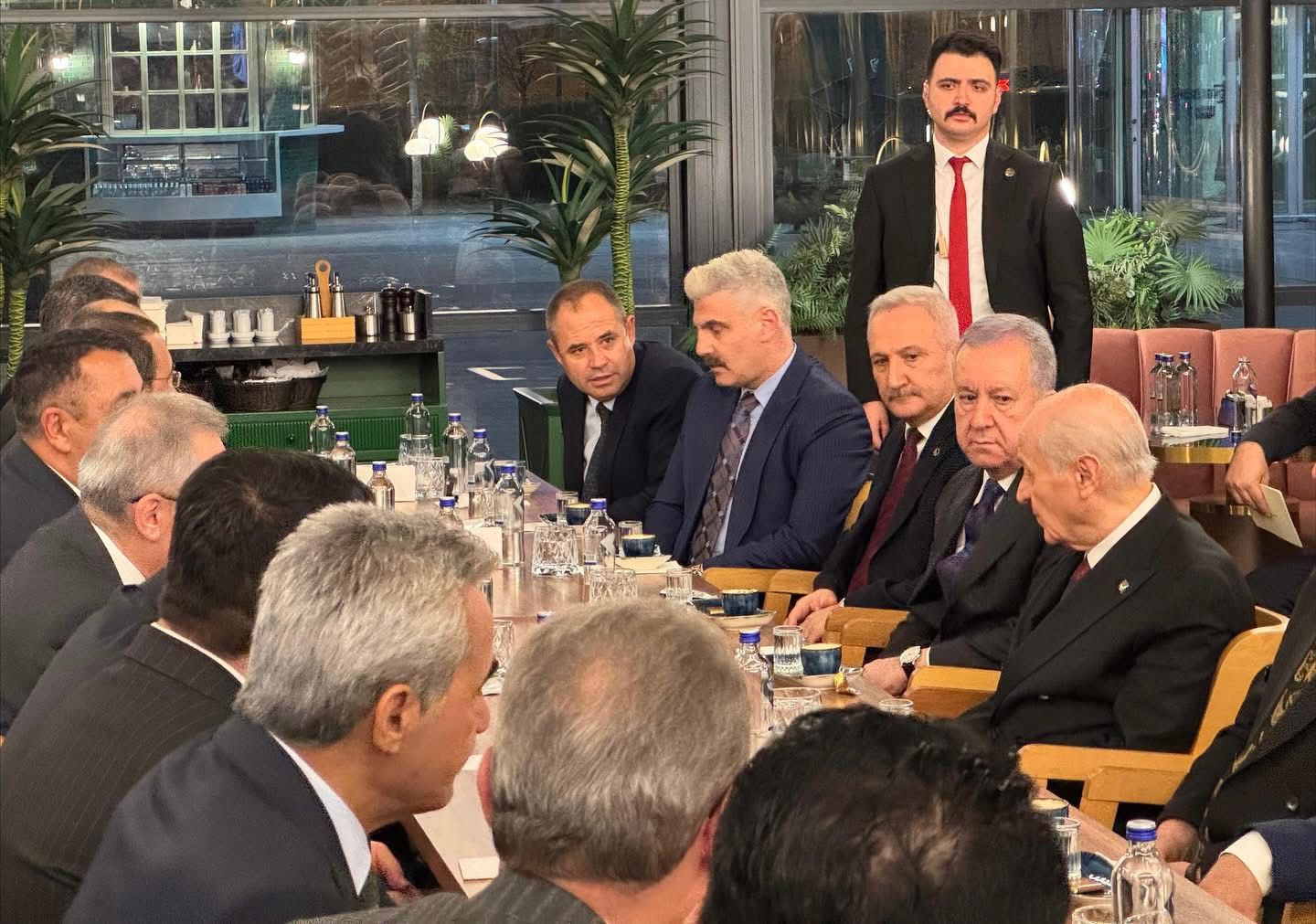 369Aefe6 981F 47B1 90B2 16060333D557