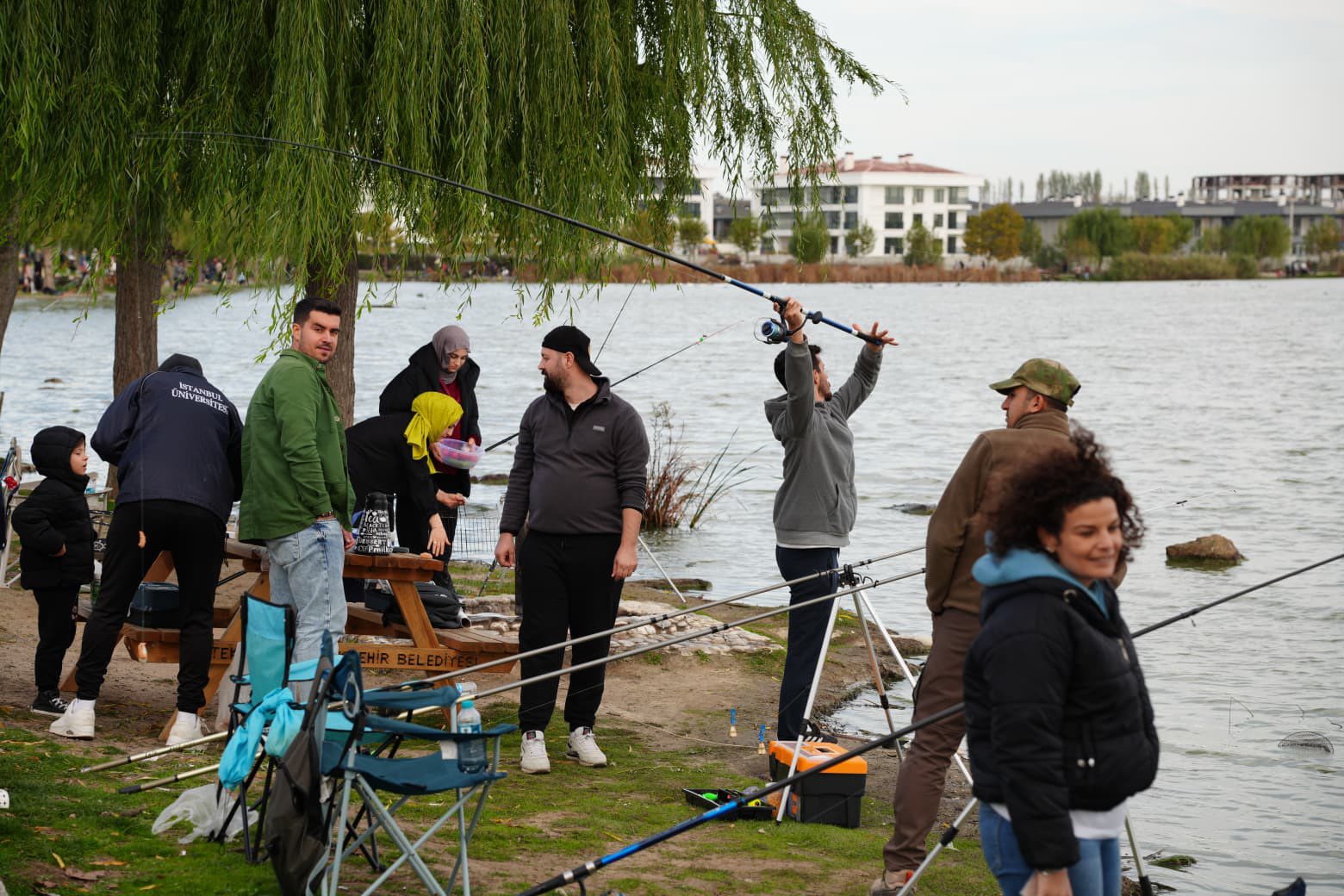 573652208 1384072183080184 2235729984859756507 N