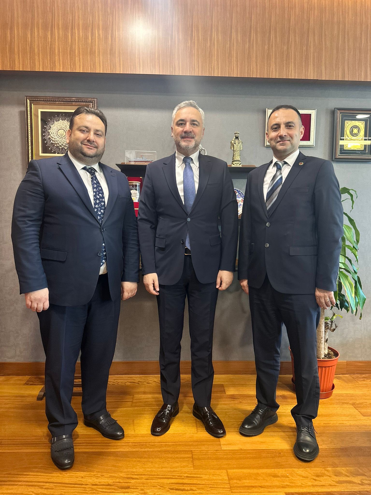 576296951 10162832128869331 6226739776744082178 N