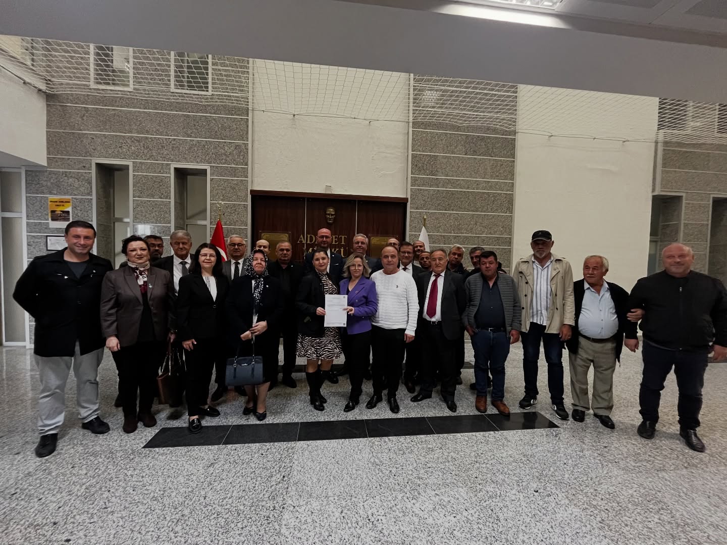 583231563 18047100083680524 2713204990435649917 N