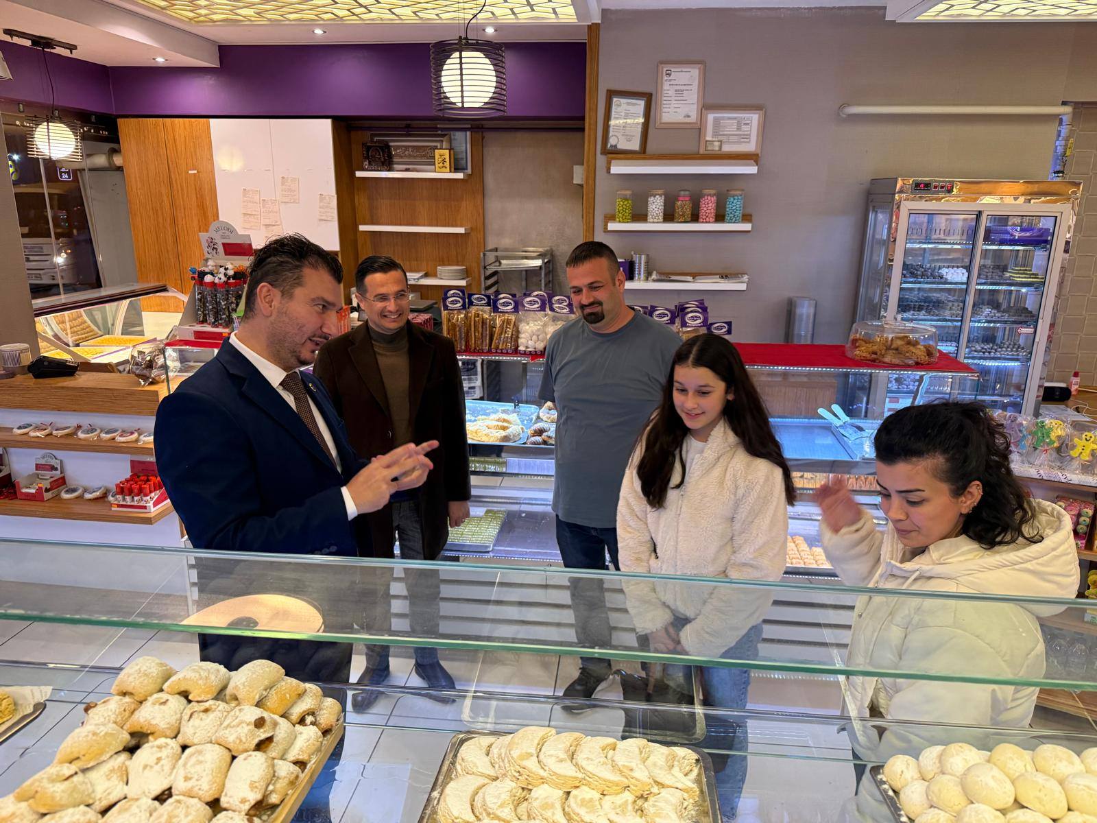 584771896 32675830165365417 7378821060469332127 N