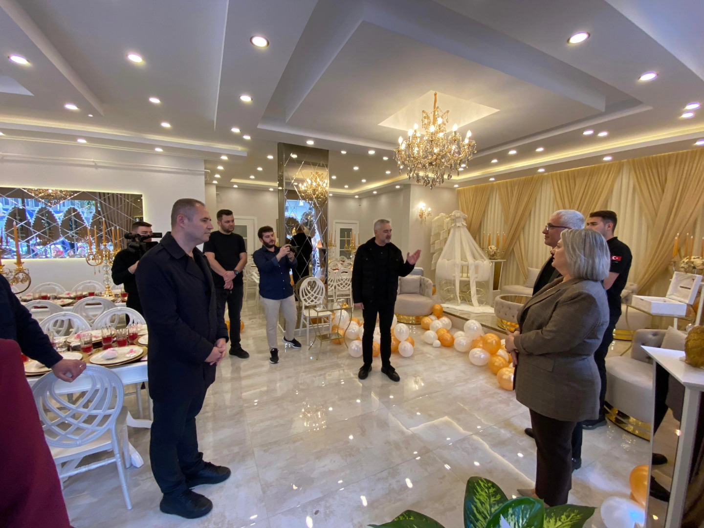 586346819 781463178256115 2292111290464956589 N