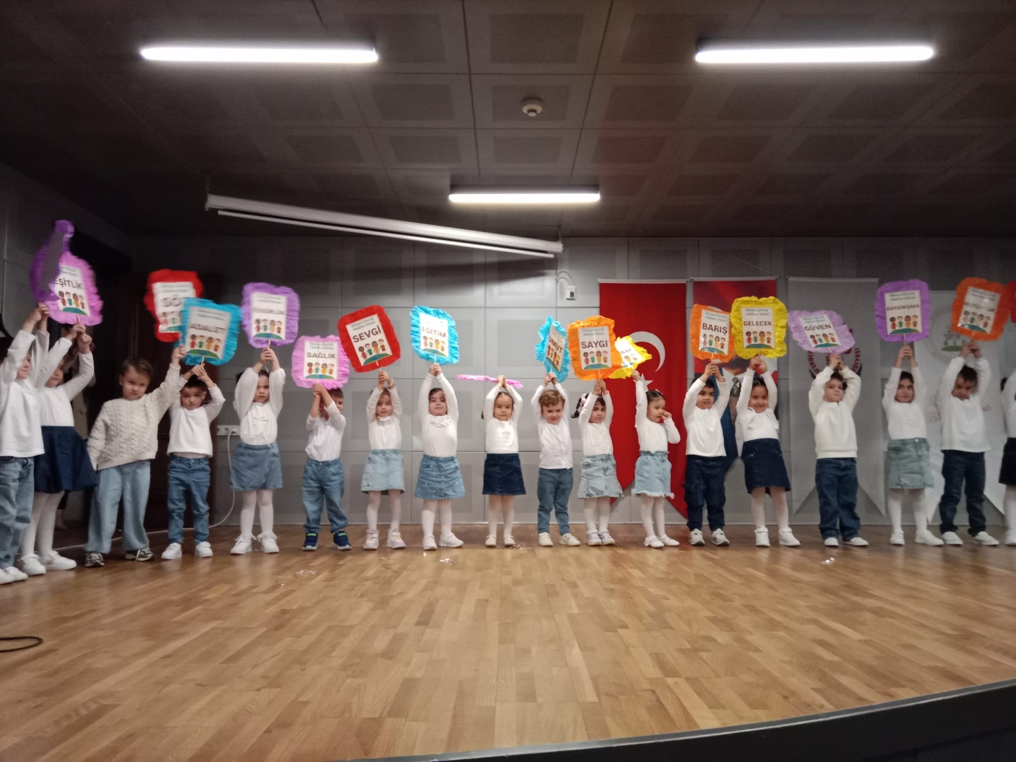 586708009 1361833312164550 9221964864278333003 N