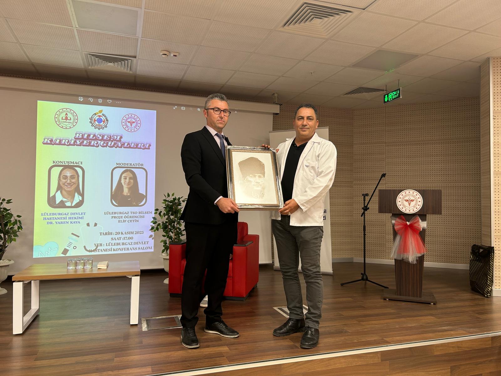 587275243 17968879412990179 9048759652944938056 N