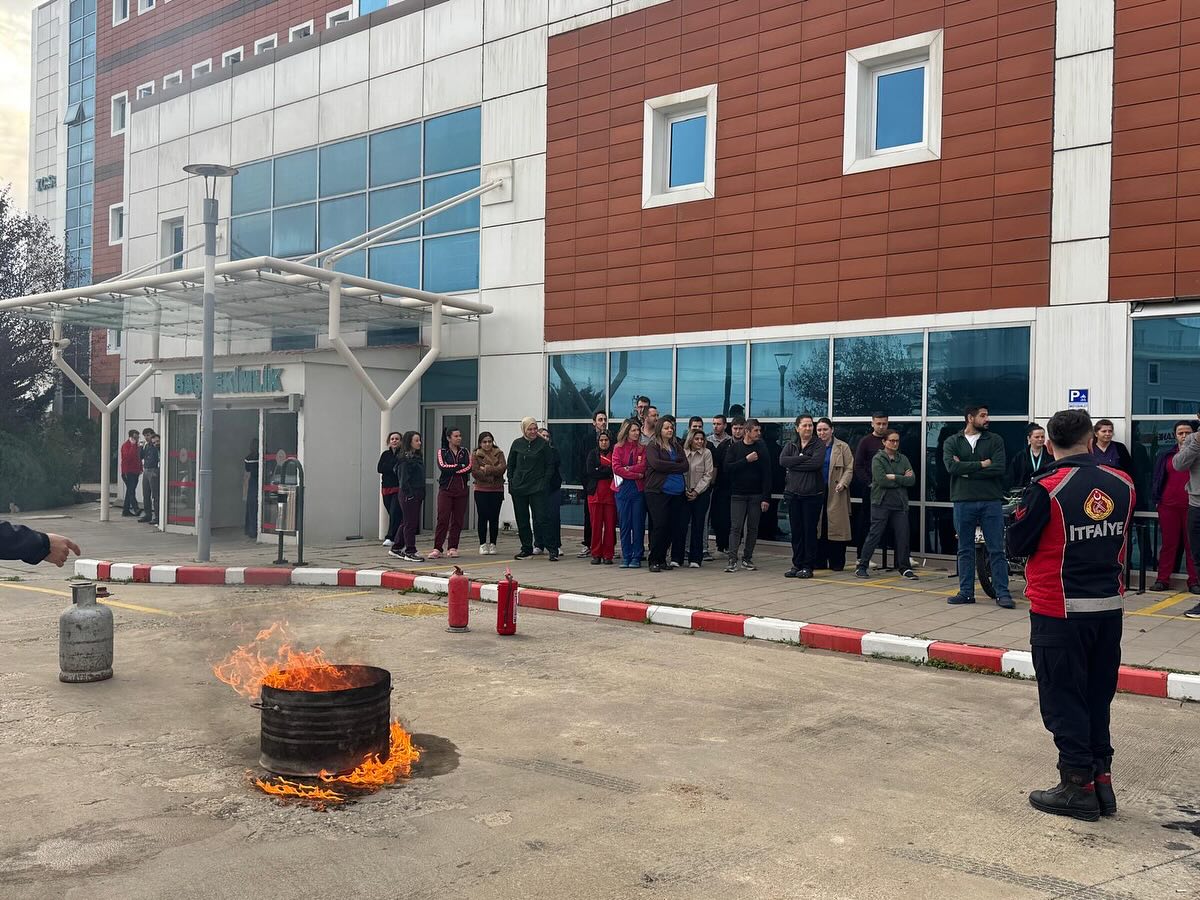 587516628 18089934278510207 2469280359792784573 N