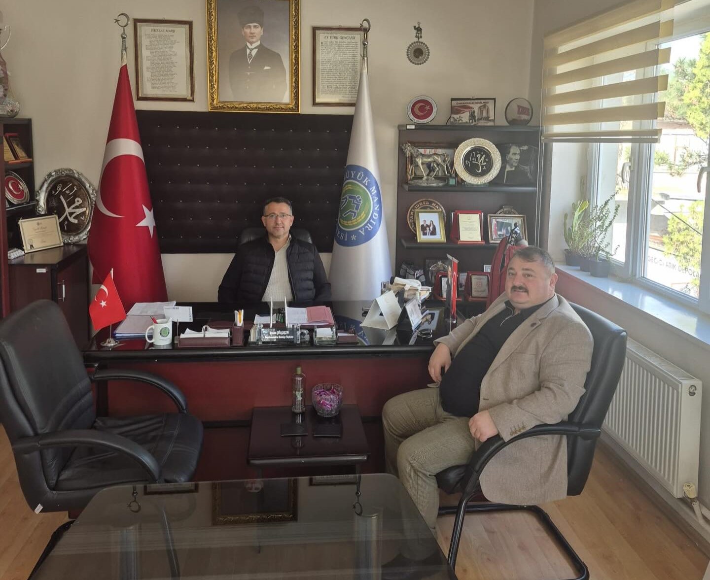 588232806 18338570704230719 4708507199826150272 N