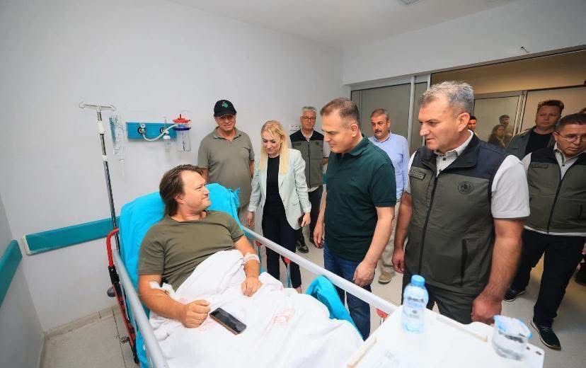 5E7A00Fe 04Ef 4C83 B6E3 B24Cc3Cfb3Ff