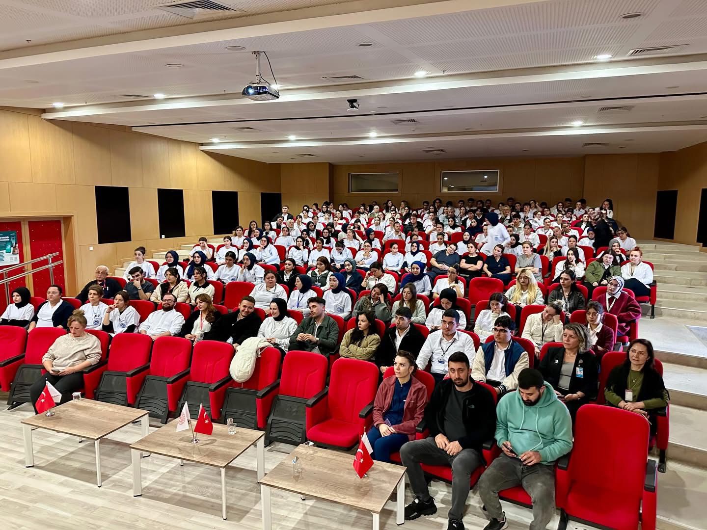 825C15F6 Ca08 490F B57C 33Ef5D58F0Be