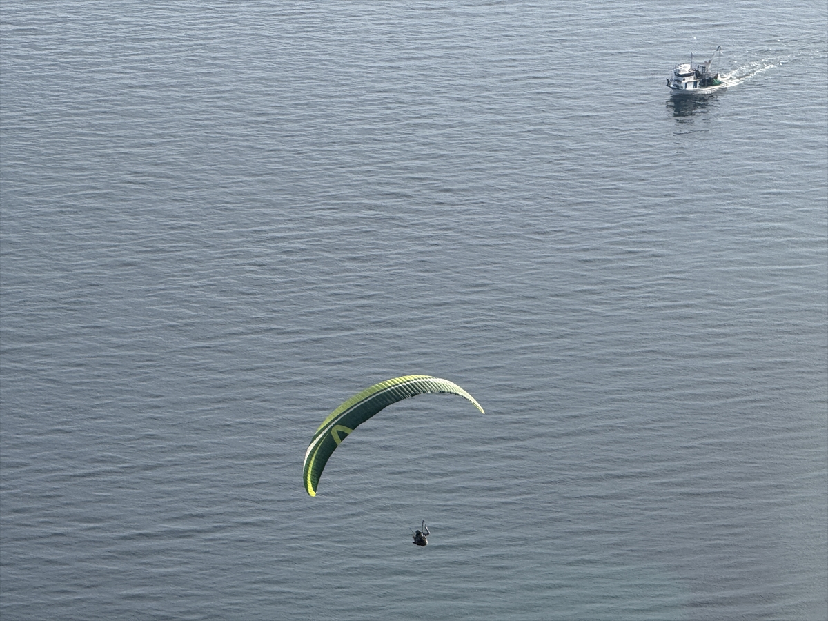 A A 20251101 39584346 39584344 U C M A K D E R E A D R E N A L I N T U T K U N L A R I N I A G I R L I Y O R