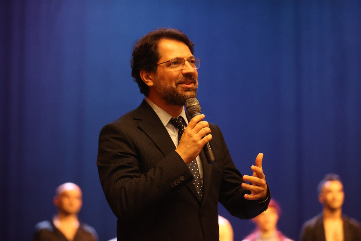 A A 20251105 39627653 39627650 K I R K L A R E L I N D E R E Z O N A N S M O D E R N D A N S G O S T E R I S I S A H N E L E N D I