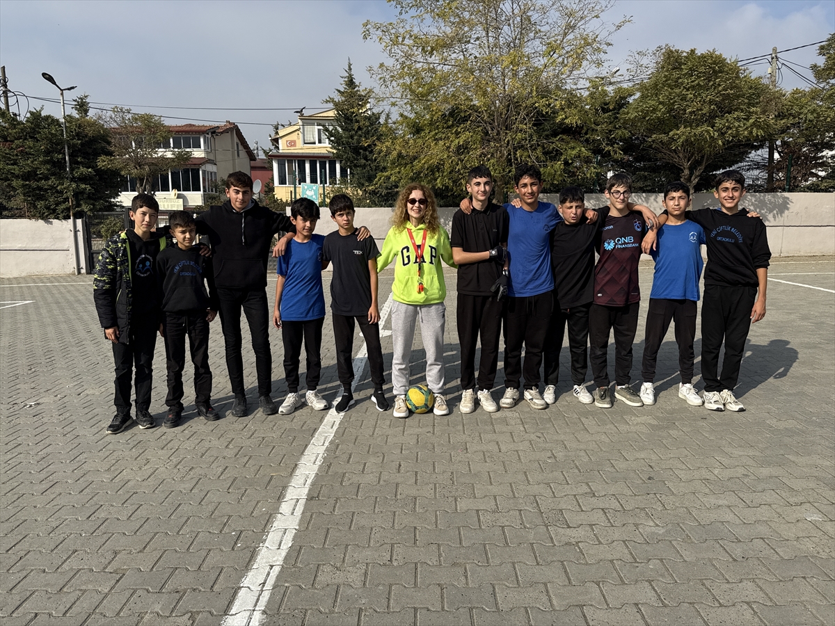 A A 20251122 39773294 39773291 P E L I N O G R E T M E N 11 Y I L D I R C O C U K L A R I M D E D I G I K E D I L E R I B E S L I Y O R