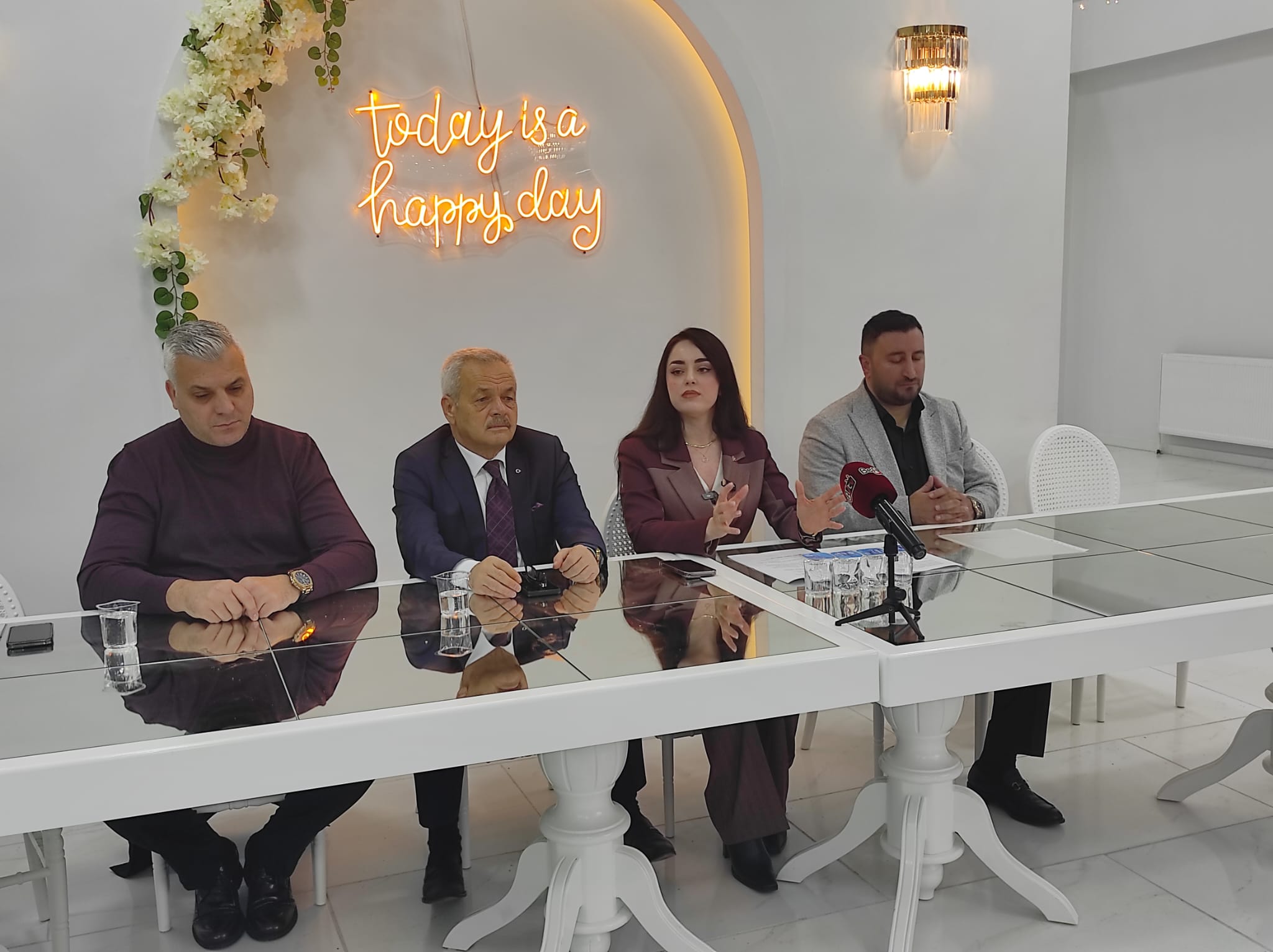 A386B425 B1Ba 4Dc1 A569 76283Abe8219