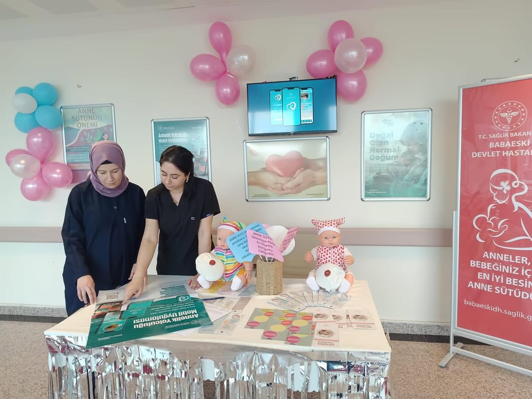 🌸 Annelik Yolculuğunda Yanınızdayız! 🌸Hastanemizde Sağlık Bakanlığı “Annelik Yolculuğu” Mobil (2)