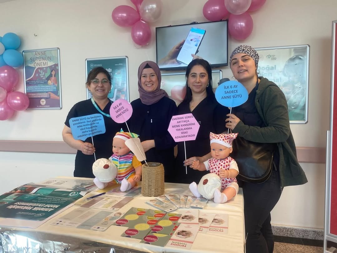 🌸 Annelik Yolculuğunda Yanınızdayız! 🌸Hastanemizde Sağlık Bakanlığı “Annelik Yolculuğu” Mobil (4)