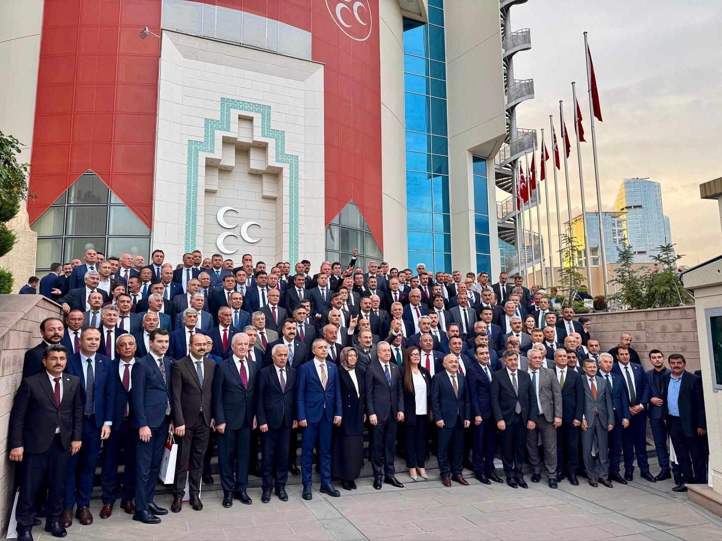 E16Ae7Fc 6135 48Ec 97C2 D22B163Eb712