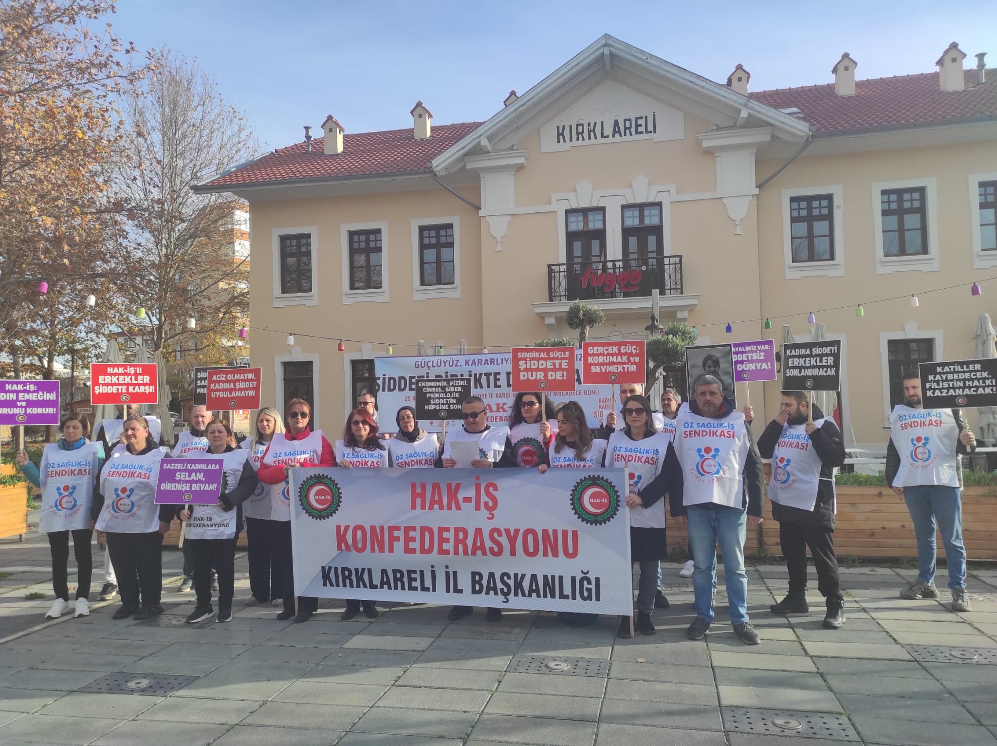 E4C33963 1583 495E A2Cf 54A690290F6E