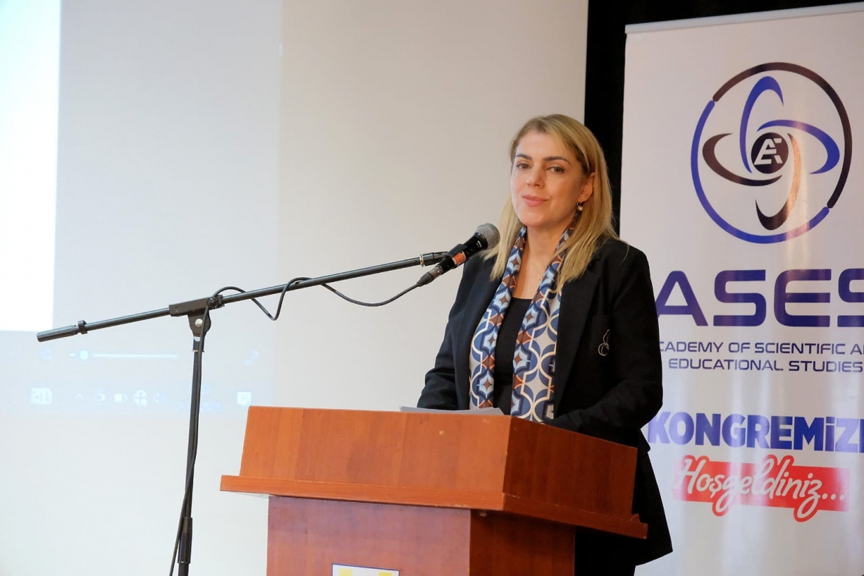 F9C5C6C9 E8Dd 46F6 B18A 00404E829326