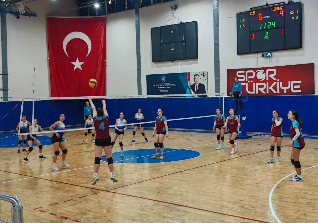 🏐 Gsb Okul Sporları Yıldız Kızlar Voleybol Final Müsabakası Ile Sona Erdi. Lüleburgaz Fehmi Mu (4)