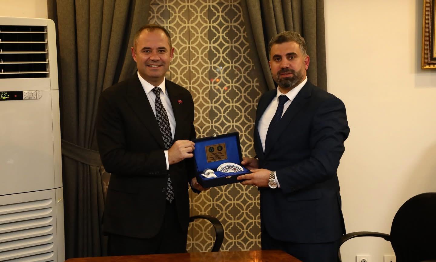 0910Fdfe 4113 4F3E 9Bc2 D28A3A4A5408