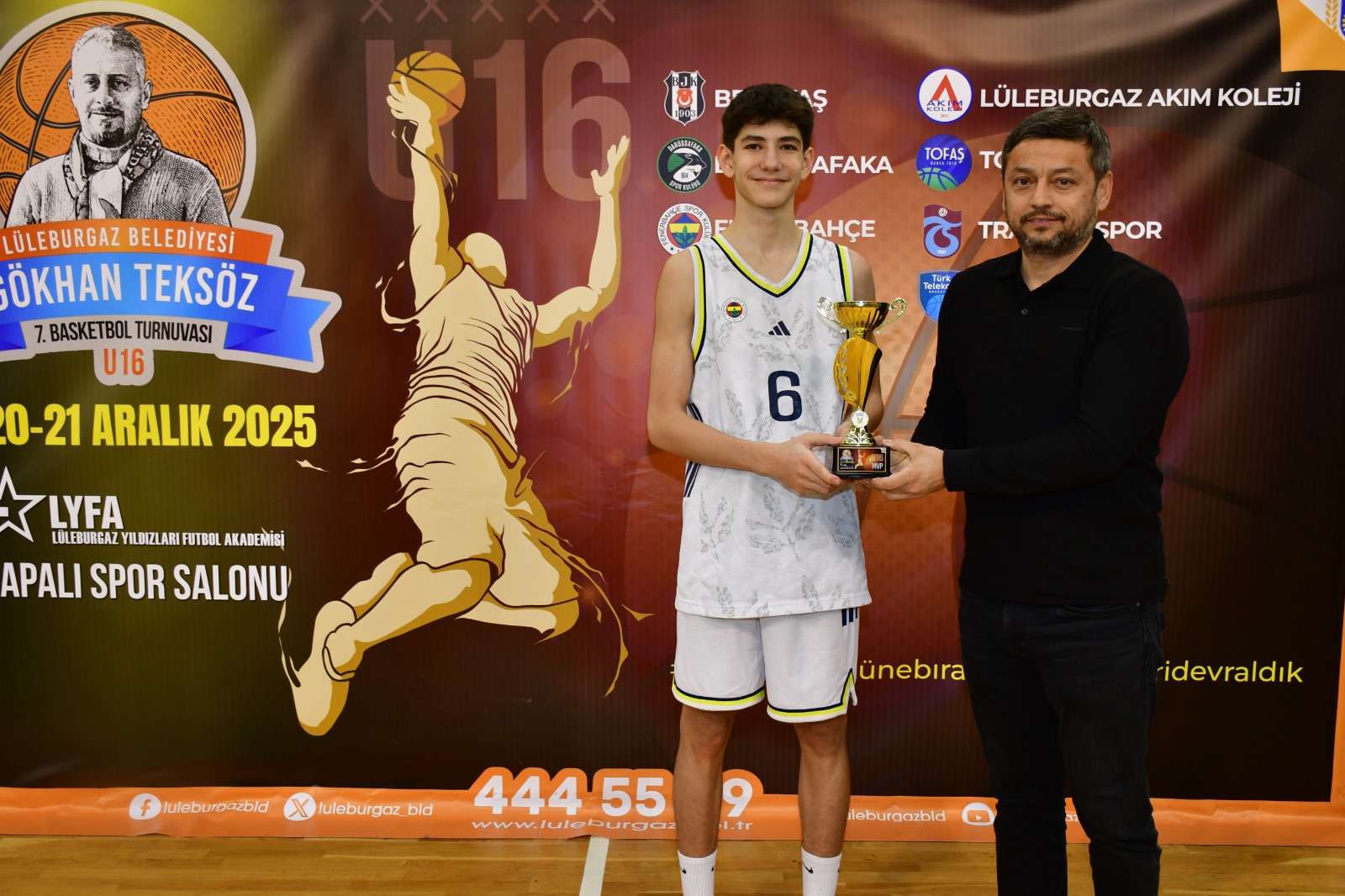 09Ee56B2 24A8 4252 815E 81Eddb15B07E