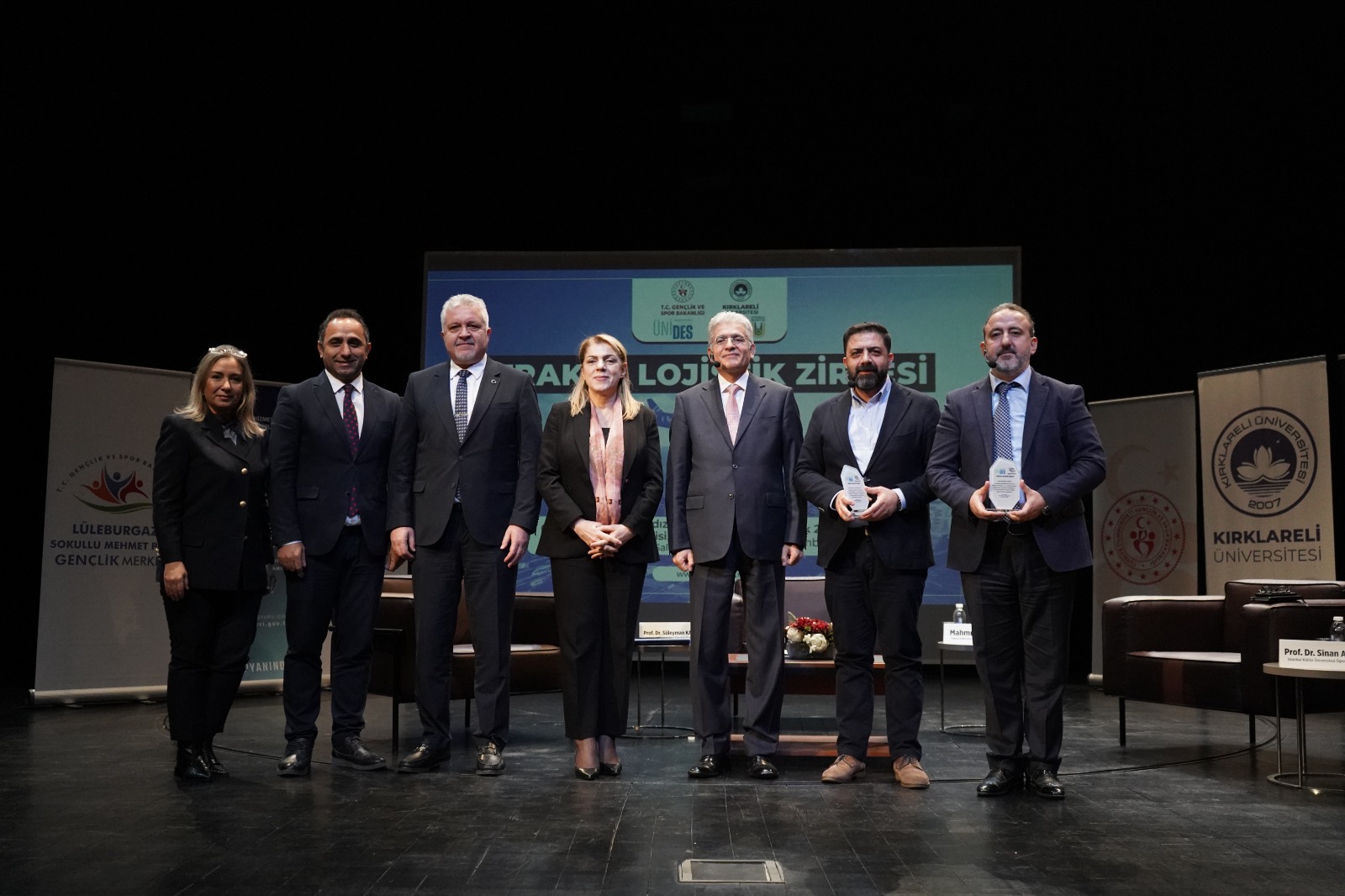 2391494B Ad24 4C5E B82D Baf7098Ff3Ff