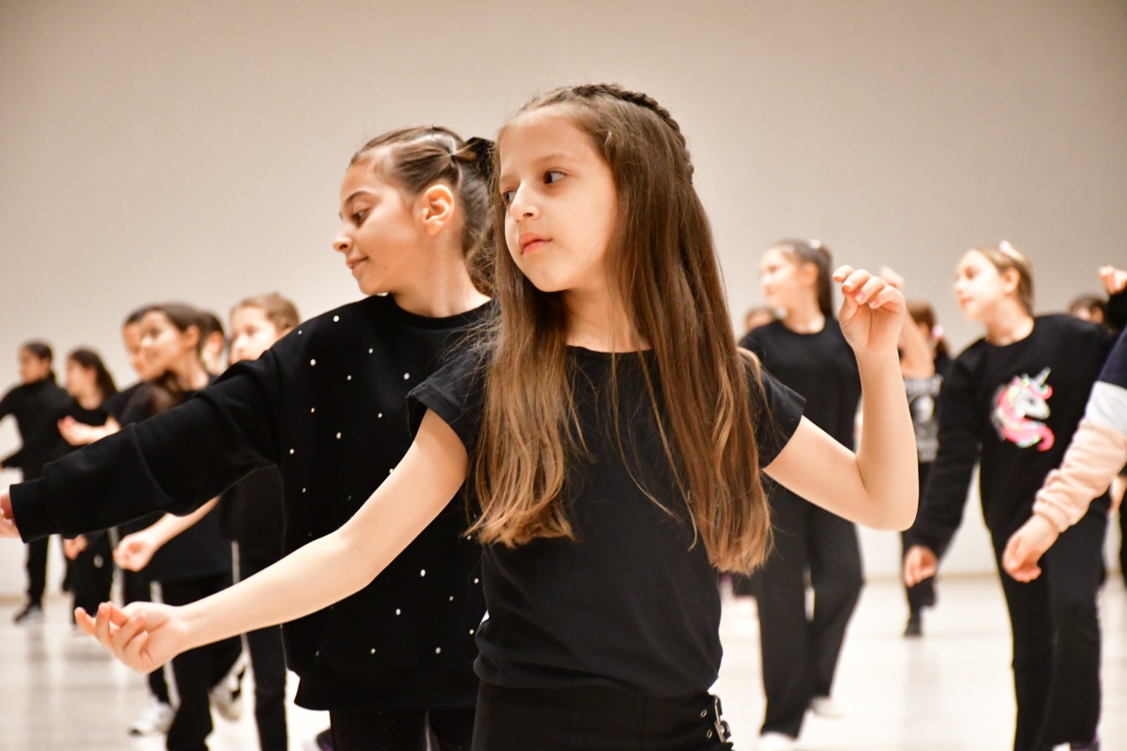 299543C2 A054 44F2 918F 15916Bd02654