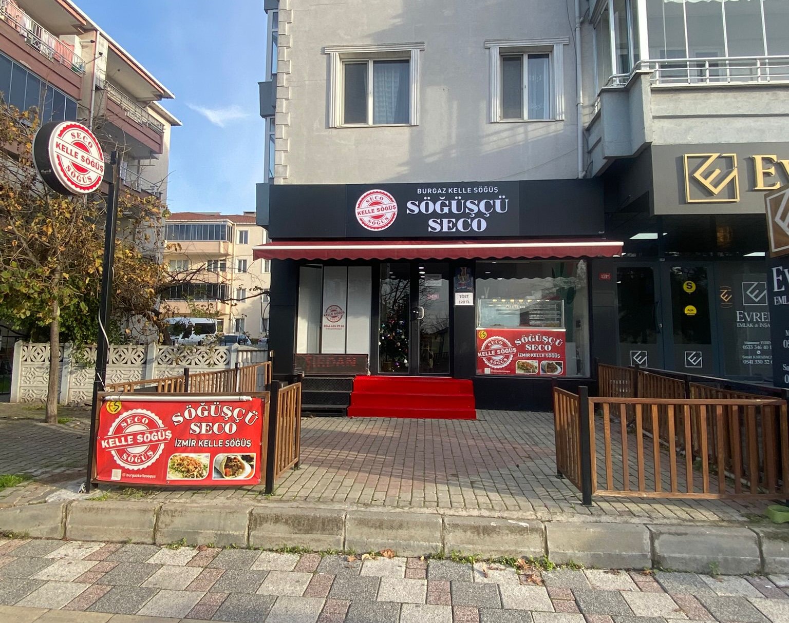 2C76Ca06 5668 429A A792 D31E62079F6B