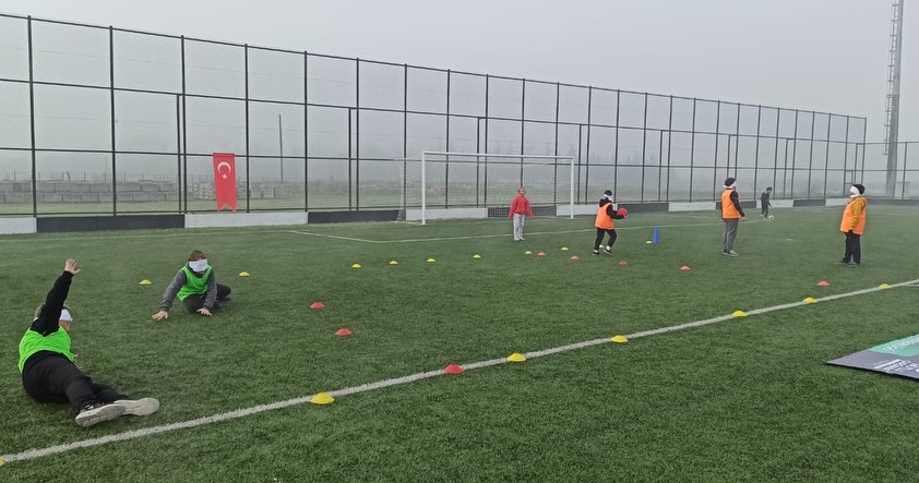 3 Aralık Dünya Engelliler Günü Kapsamındagolbol Farkındalık Etkinliğipehlivanköy Gençlik Ve Spor (1)