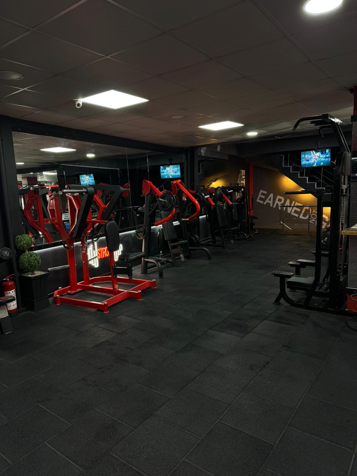 426E4E2C F455 4190 9D98 A9B88842Ab00-1