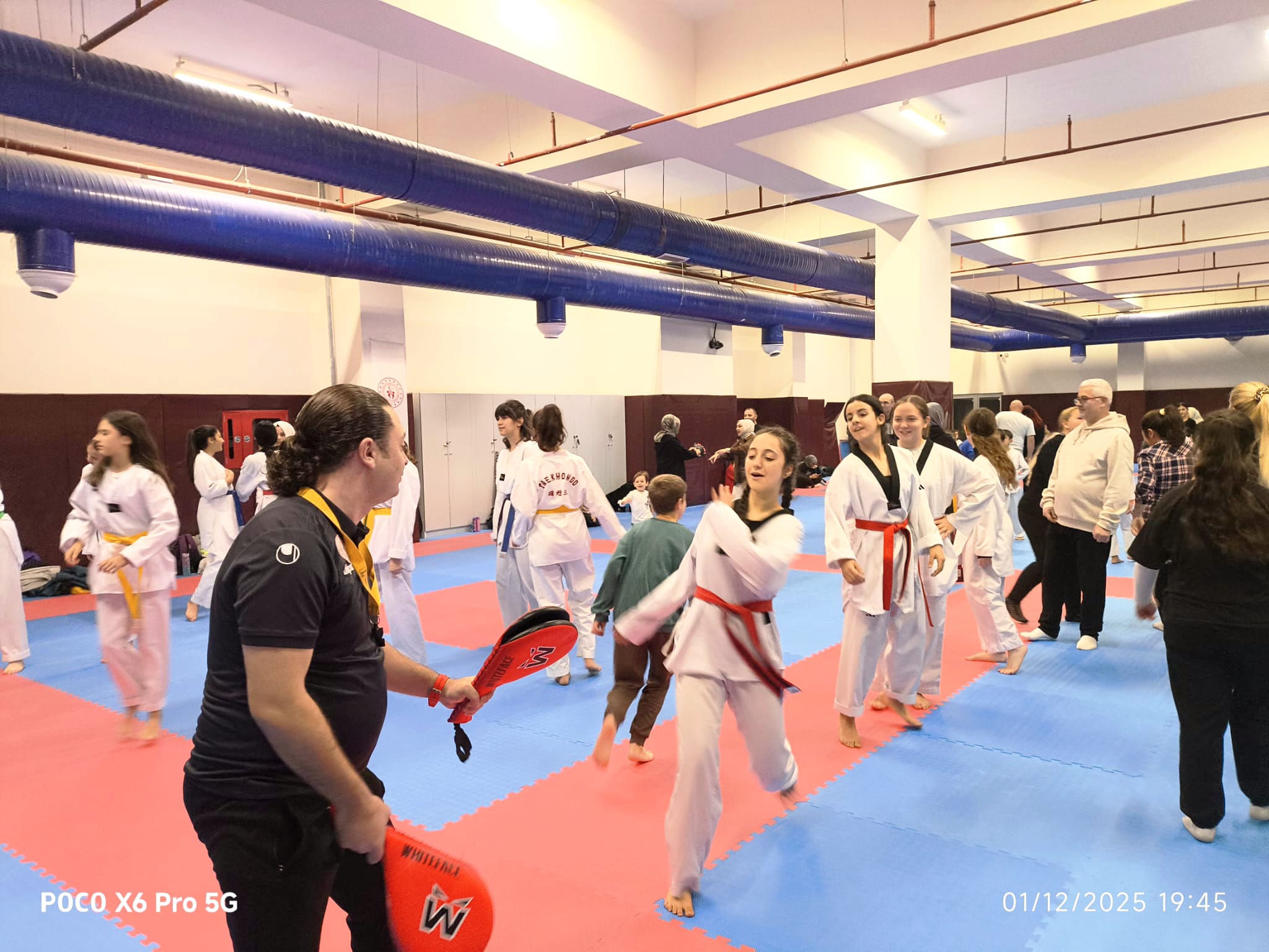 47F101D9 7B2A 486E A4D3 Feb5834Cd7F6