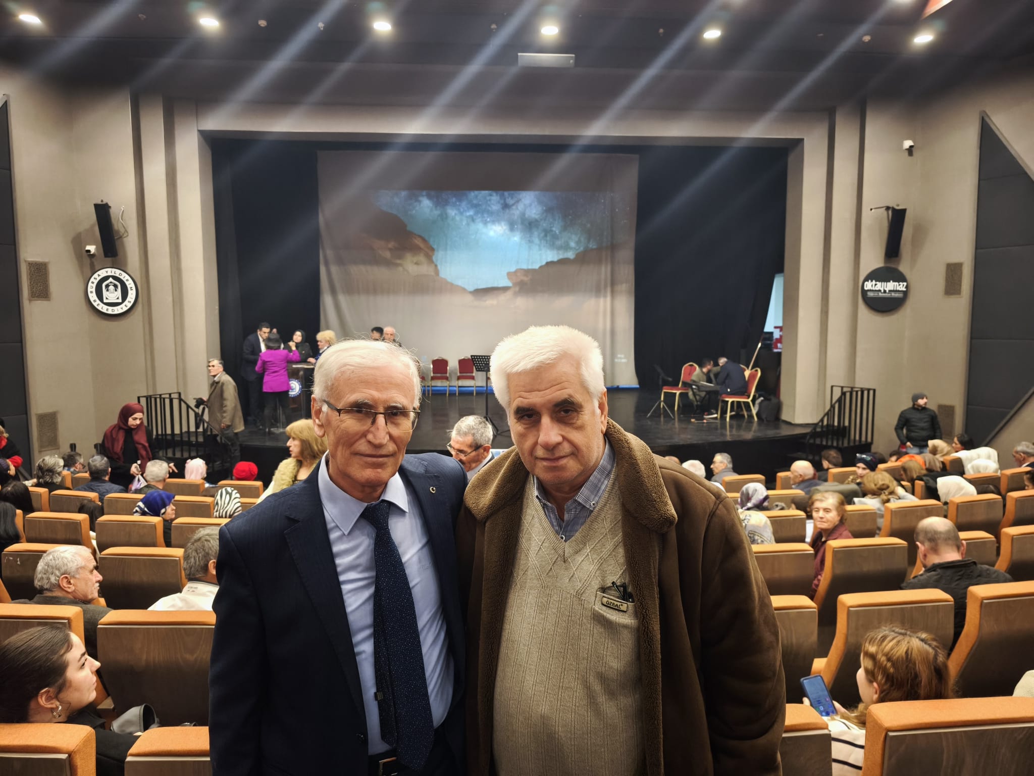 4D370740 B67F 41C8 84D3 6B570B339036